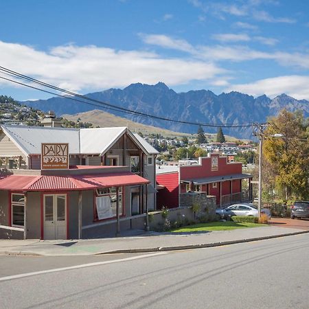 The Dairy Private Hotel By Naumi Hotels Queenstown Extérieur photo